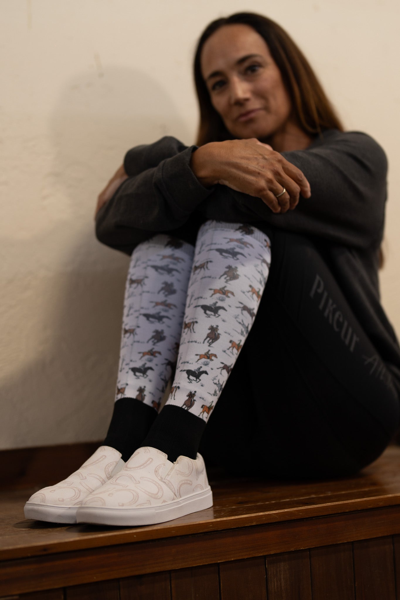 Horseshoe slip-on canvas shoes | White