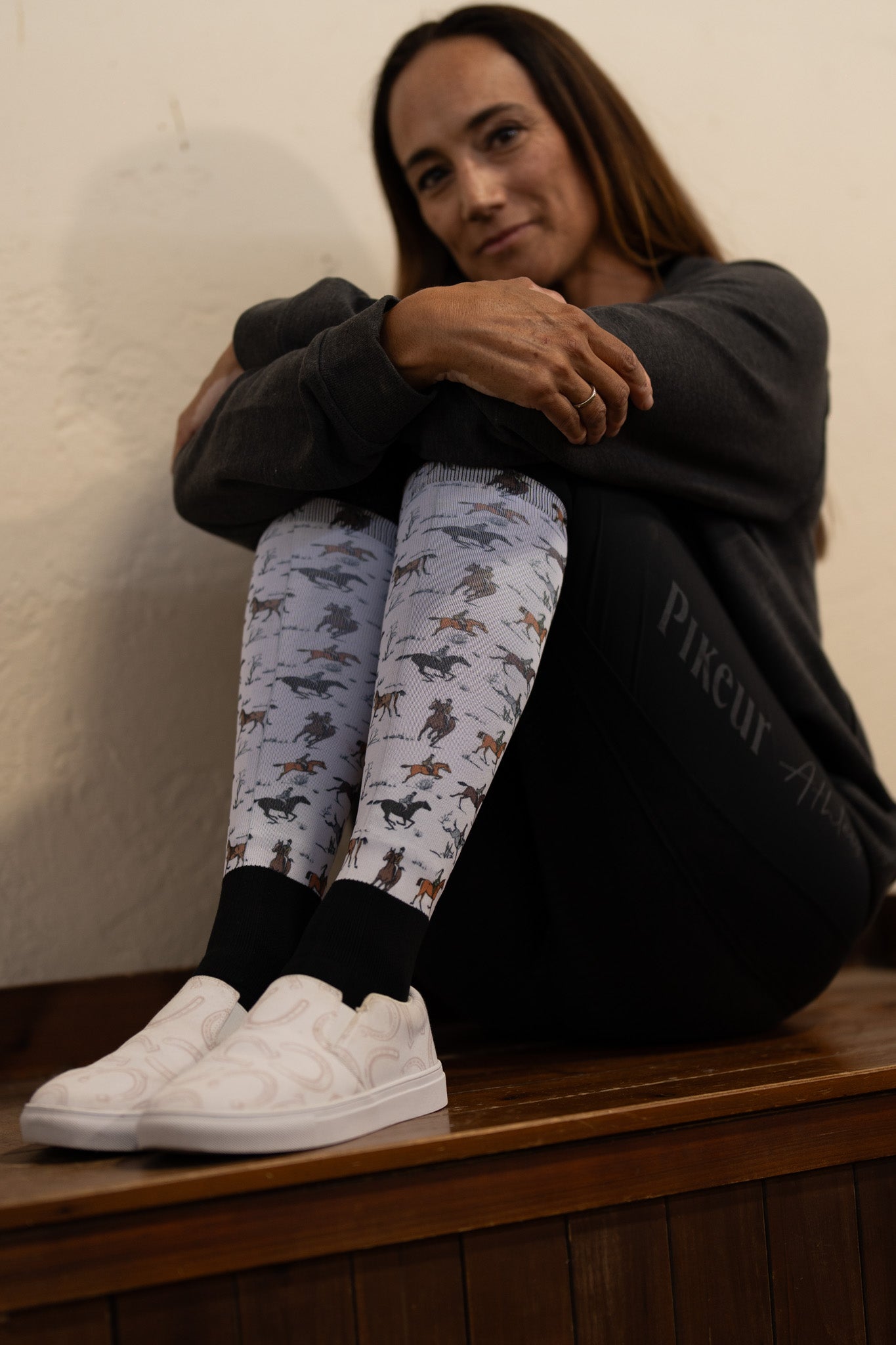 Horseshoe slip-on canvas shoes | White