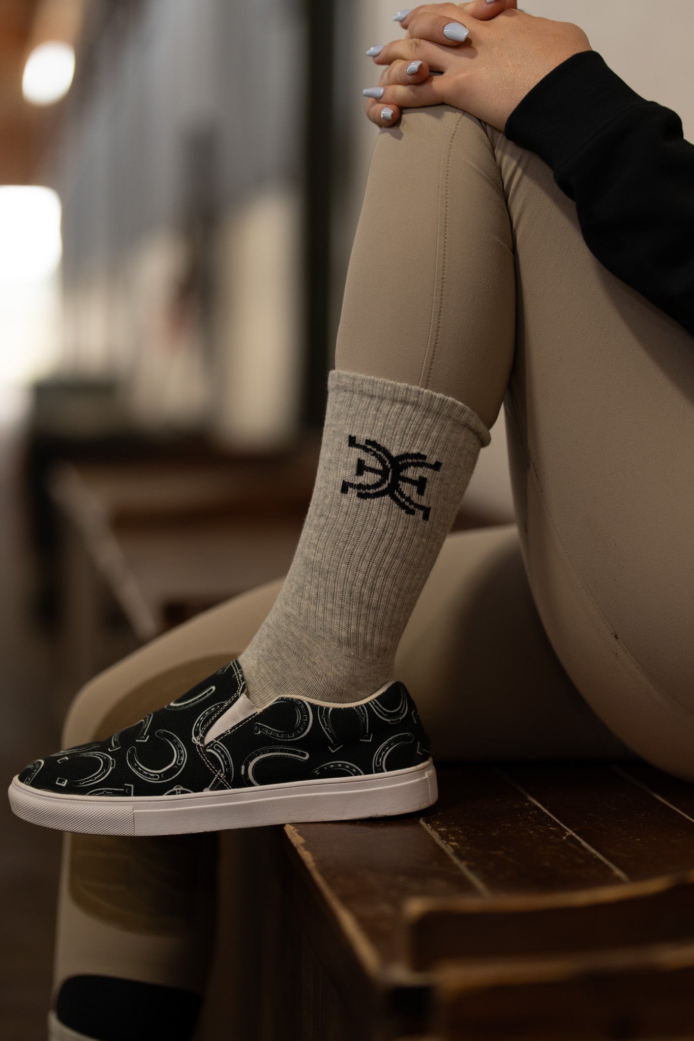 Horseshoe slip-on canvas shoes | Black